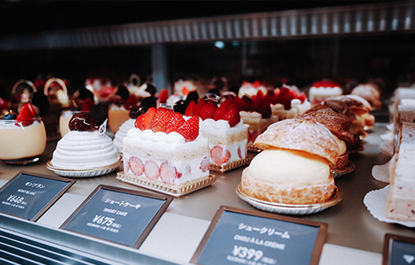 Blueberry flavoured cake